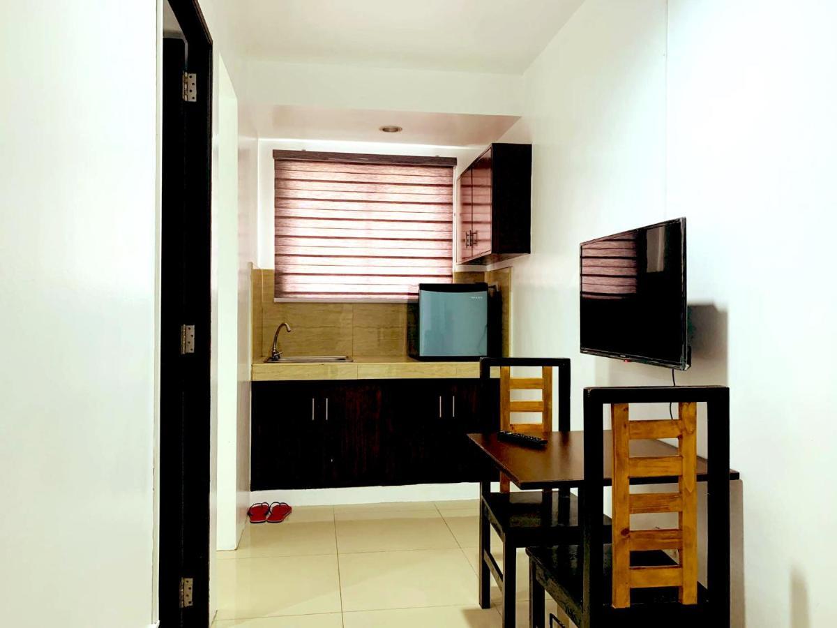 Crosswinds Hotel Paranaque City Zewnętrze zdjęcie