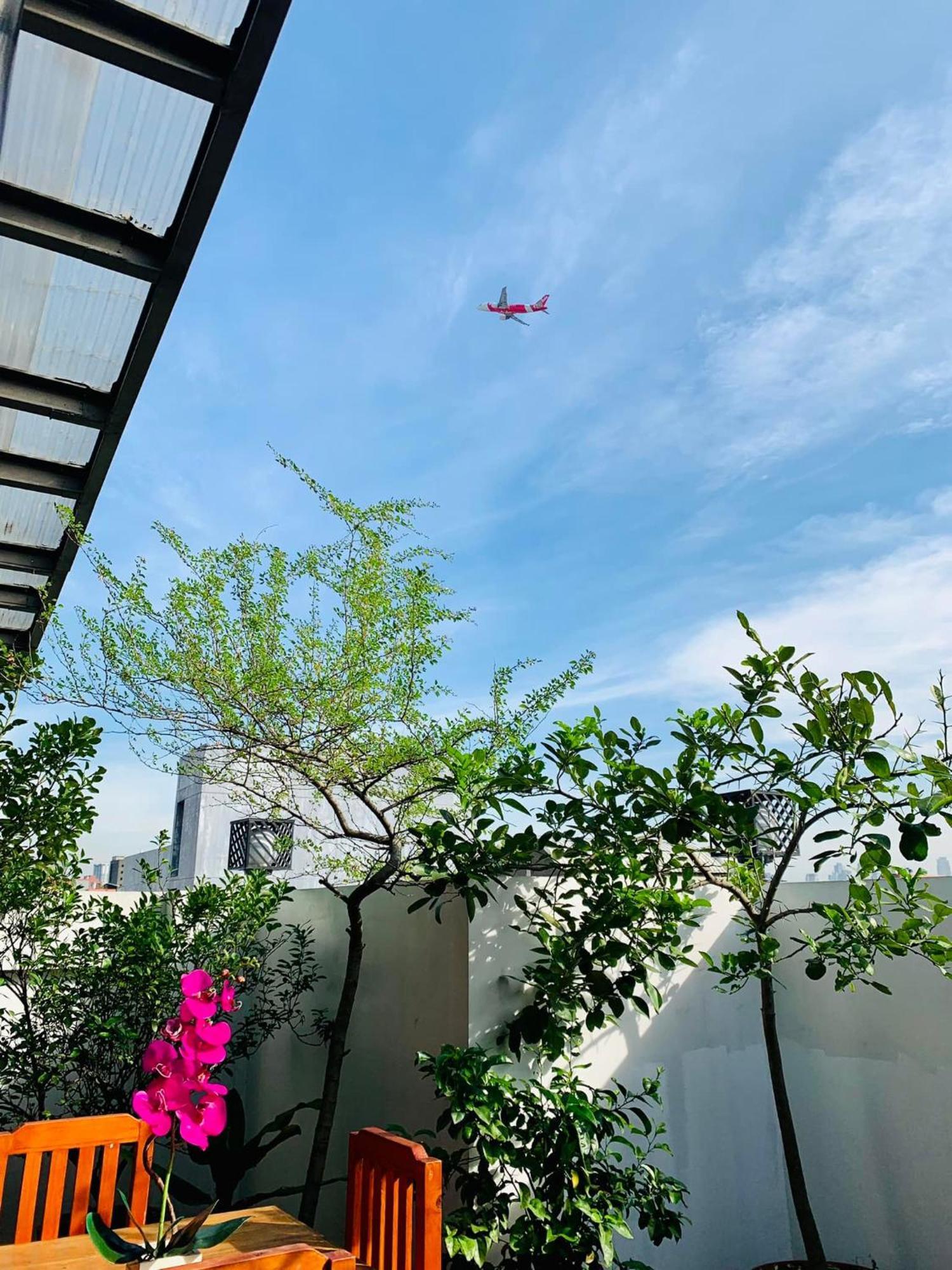 Crosswinds Hotel Paranaque City Zewnętrze zdjęcie